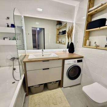 Продается 2-х комнатная квартира, 57 м²