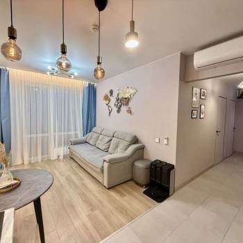 Продается 2-х комнатная квартира, 57 м²