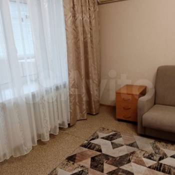 Сдается 1-комнатная квартира, 35 м²