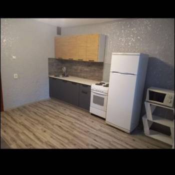 Сдается Многокомнатная квартира, 99 м²