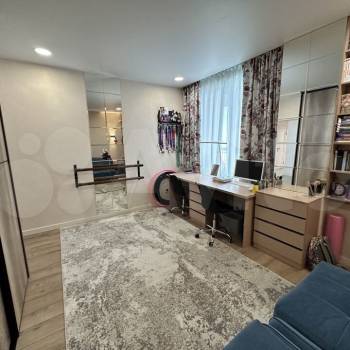 Продается 2-х комнатная квартира, 60 м²