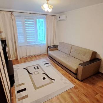Сдается 1-комнатная квартира, 39 м²