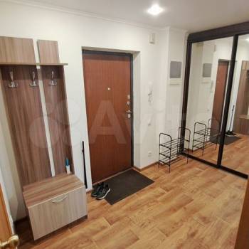 Сдается 1-комнатная квартира, 39 м²