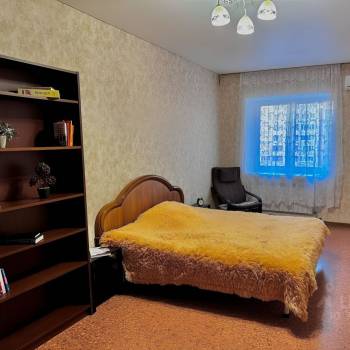 Сдается 1-комнатная квартира, 52 м²