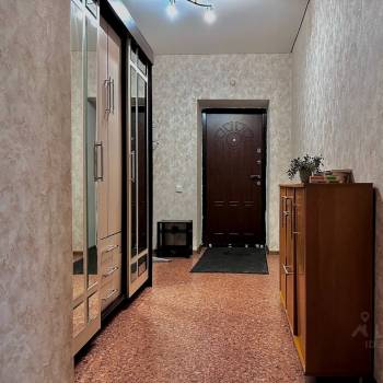 Сдается 1-комнатная квартира, 52 м²