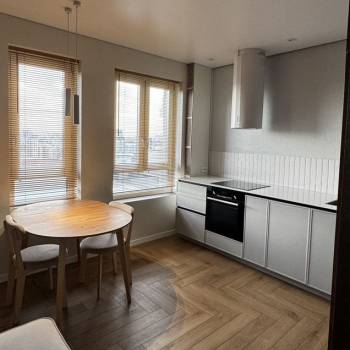 Сдается 1-комнатная квартира, 55 м²