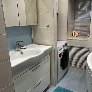 Сдается Многокомнатная квартира, 100 м²