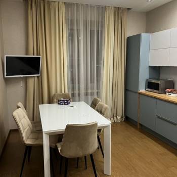 Сдается Многокомнатная квартира, 100 м²