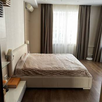 Сдается Многокомнатная квартира, 100 м²