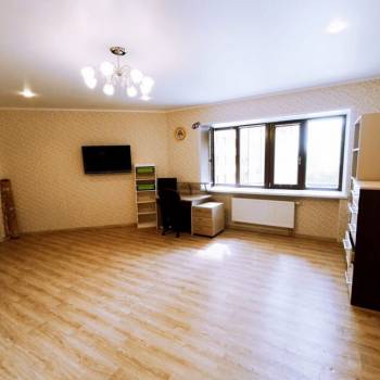 Продается 3-х комнатная квартира, 127,9 м²