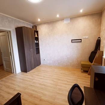 Продается 3-х комнатная квартира, 127,9 м²