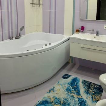 Сдается Многокомнатная квартира, 94 м²