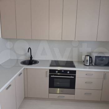 Сдается 1-комнатная квартира, 43 м²