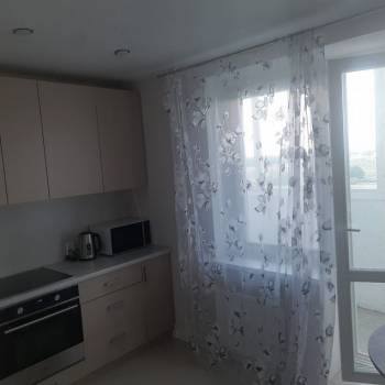 Сдается 1-комнатная квартира, 43 м²