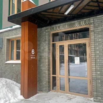 Продается 1-комнатная квартира, 37,4 м²