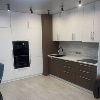 Продается 2-х комнатная квартира, 67,8 м²