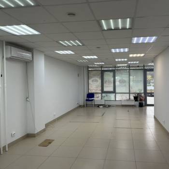 Сдается Нежилое помещение, 82,6 м²