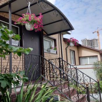 Продается Многокомнатная квартира, 117 м²