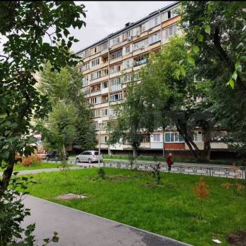 Продается 1-комнатная квартира, 12,9 м²