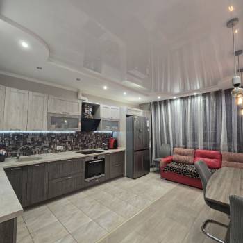 Продается 3-х комнатная квартира, 115 м²