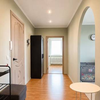 Продается 2-х комнатная квартира, 79,8 м²