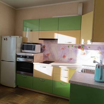 Сдается 1-комнатная квартира, 39 м²