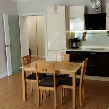 Продается 1-комнатная квартира, 51 м²