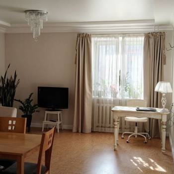 Продается 1-комнатная квартира, 51 м²