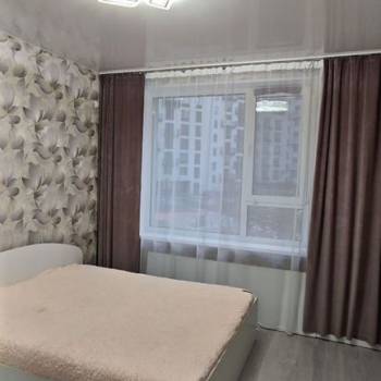 Сдается 1-комнатная квартира, 40 м²