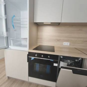Продается 1-комнатная квартира, 41,1 м²