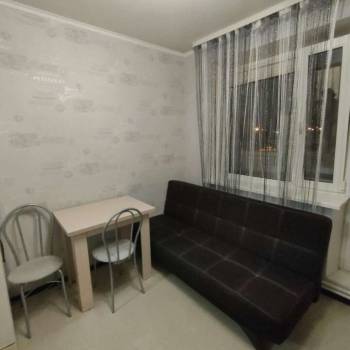 Сдается 1-комнатная квартира, 35 м²