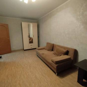 Сдается 1-комнатная квартира, 35 м²