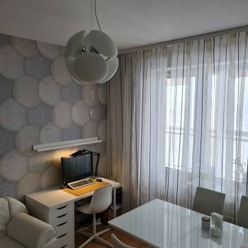Продается 1-комнатная квартира, 65 м²