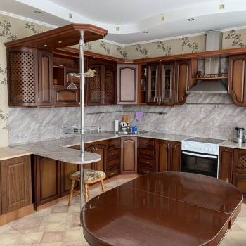 Сдается Дом, 240 м²