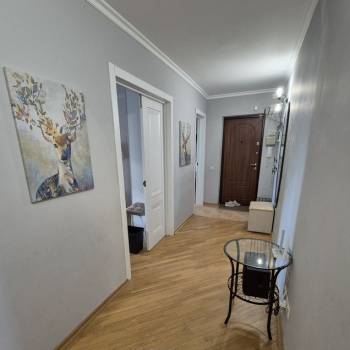 Сдается Многокомнатная квартира, 79,8 м²