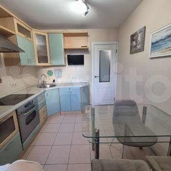 Сдается Многокомнатная квартира, 79,8 м²