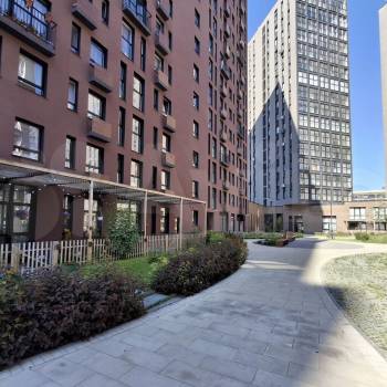 Продается 1-комнатная квартира, 46 м²