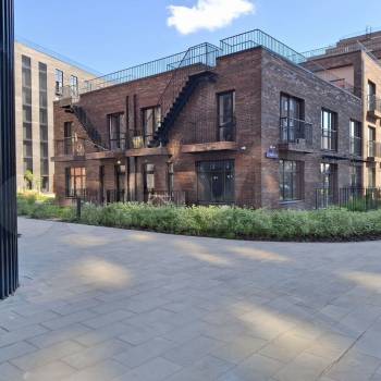 Продается 1-комнатная квартира, 46 м²