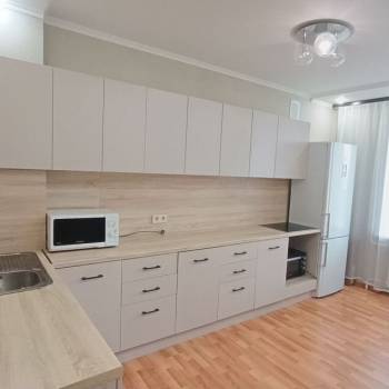 Сдается 2-х комнатная квартира, 70 м²