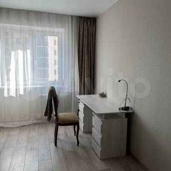 Сдается 1-комнатная квартира, 52 м²