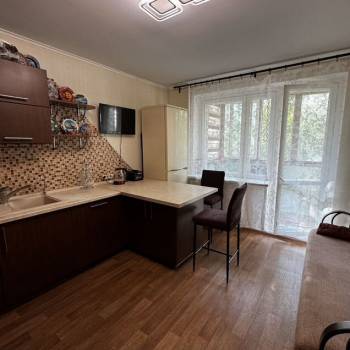 Продается 3-х комнатная квартира, 92 м²
