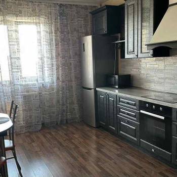 Сдается 1-комнатная квартира, 40 м²