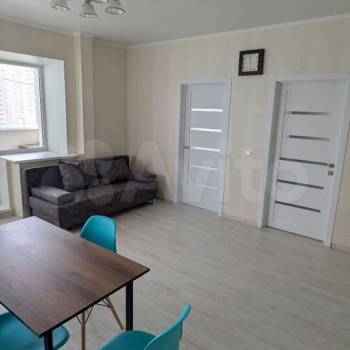 Сдается 2-х комнатная квартира, 78,2 м²