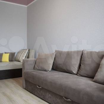 Сдается Многокомнатная квартира, 60 м²