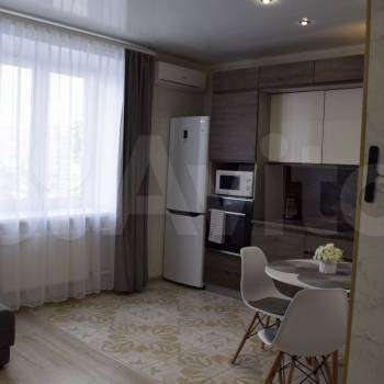 Сдается Многокомнатная квартира, 60 м²