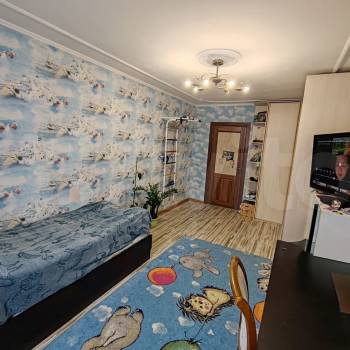Продается Многокомнатная квартира, 105,7 м²