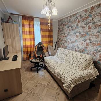 Продается Многокомнатная квартира, 105,7 м²