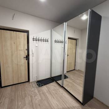 Сдается 1-комнатная квартира, 42 м²