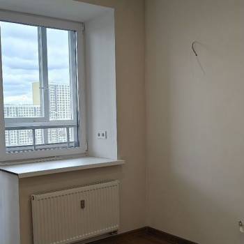 Продается 1-комнатная квартира, 42 м²