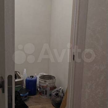 Продается 1-комнатная квартира, 42 м²